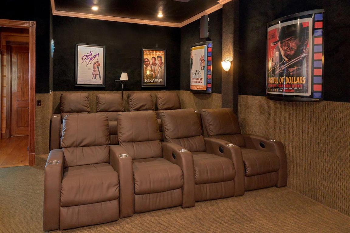 סביירוויל Journey'S End, 5 Bedrooms, Sleeps 12, Private Outdoor Pool, Theater, Sauna מראה חיצוני תמונה