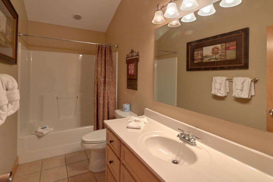 סביירוויל Journey'S End, 5 Bedrooms, Sleeps 12, Private Outdoor Pool, Theater, Sauna מראה חיצוני תמונה